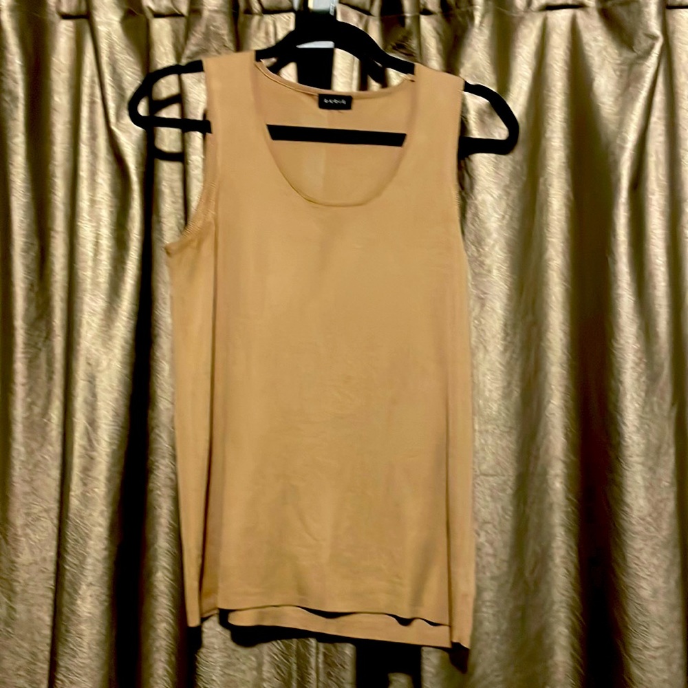 Akris SZ 12 Silk Knit Sleeveless Scoop Neck in Camel